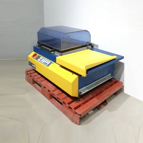 Retractiladora REISOPACK EKH-455 de segunda mano en buen estado en venta en cabauoportunitats.com