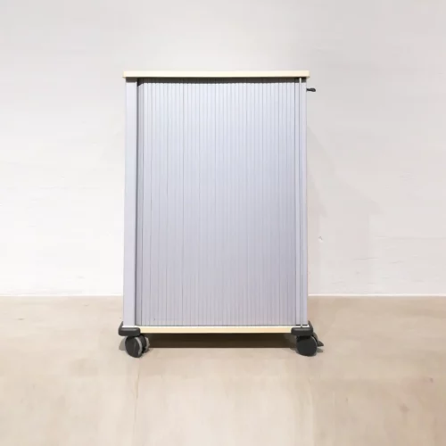 Armari d'oficina WERNDL fet de melamina de 71x46x106cm de segona mà en venda a cabauoportunitats.com