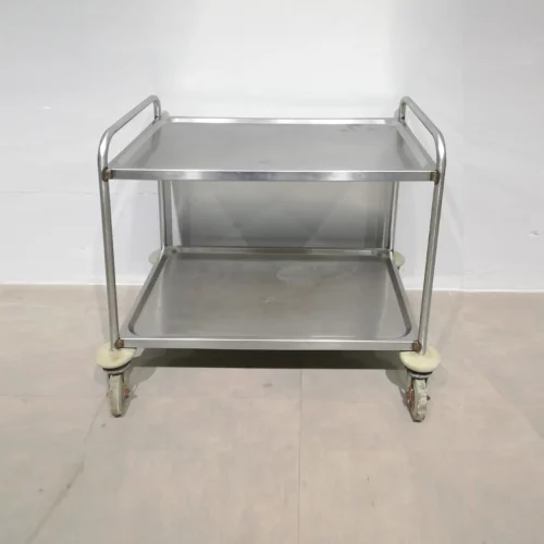 Carro de segunda mano con 2 pisos procedente de un final de stock en venta en cabauoportunitats.com