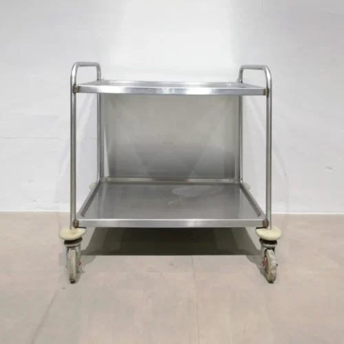 Carro de segunda mano con 2 pisos procedente de un final de stock en venta en cabauoportunitats.com