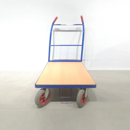 Carro con plataforma para almacén de segunda mano en venta en cabauoportunitats.com