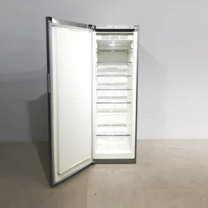Congelador una puerta EDESA MET-U18NF sin congelador de 184cm de segunda mano en buen estado en venta en cabauoportunitats.com