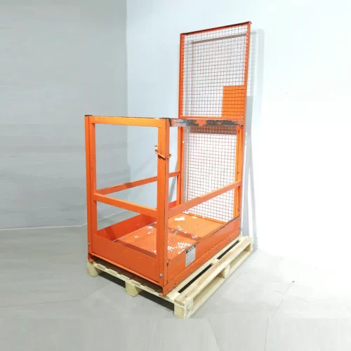 Palot metàl·lic de reixa de 79x124x122 cm de segona mà en venda a cabuoportuntiats.com