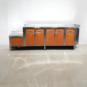 Taula inoxidable de 275x66x90cm amb 5 caixes d'acer inoxidable de segona mà en venda a cabauoportunitats.com