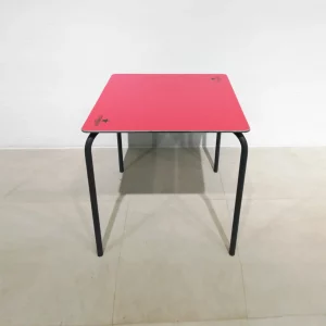 Mesa de terraza apilable de segunda mano en venta en cabauoportunitats.com
