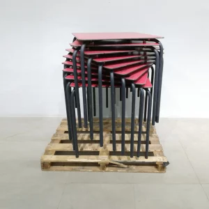 Mesa de terraza apilable de segunda mano en venta en cabauoportunitats.com
