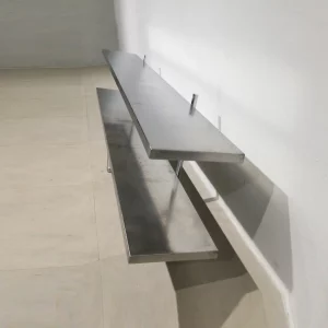 Estantería de acero inoxidable de segunda mano (190x30x59cm) en buen estado en venta en cabauoportunitats.com