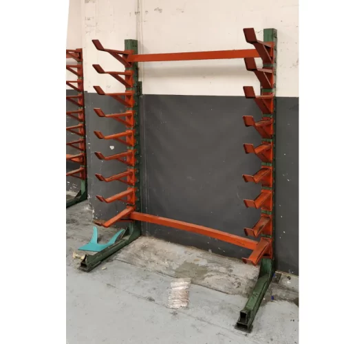 Prestatgeries cantilever de segona mà 70x150x205cm de segona mà en venda a cabauoportunitats.com