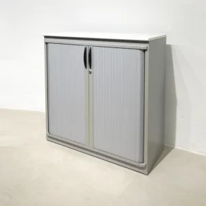 Armario de oficina de segunda mano (100x46x102cm) en muy buen estado en venta en cabauoportunitats.com