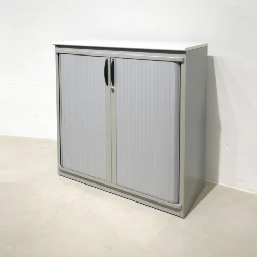 Armario de oficina de segunda mano (100x46x102cm) en muy buen estado en venta en cabauoportunitats.com