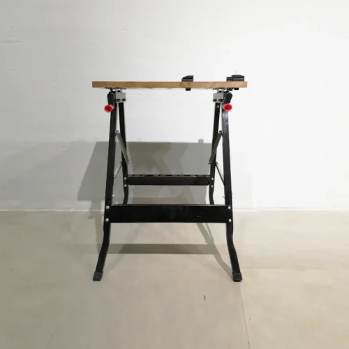 Banco de trabajo doméstico (61x63x75cm) de segunda mano en venta en cabauoportunitats.com
