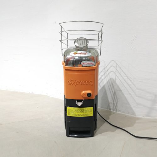 Exprimidora de cítricos ORANFRESH EXPRESA de segunda mano en buen estado en venta en cabauoportunitats.com