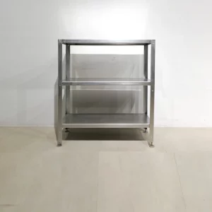 Prestatgeria d'acer inoxidable de segona mà de 90x63x101cm en venda a cabauoportunitats.com