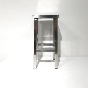 Taburetes de inox de segunda mano (3 unidades) en buen estado en venta en cabauoportunitats.com