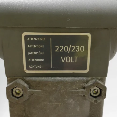 Máquina limpiasuelos COMAC VISPA 35P de segunda mano