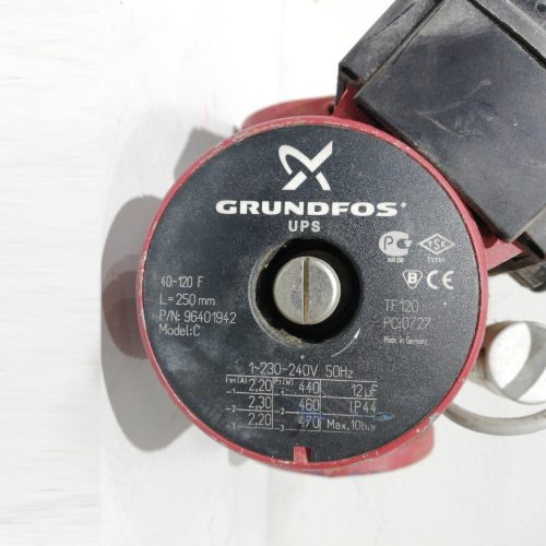 Bomba GRUNDFOS UPS model C de segona mà en venda per desús en venda a cabauoportunitats.com