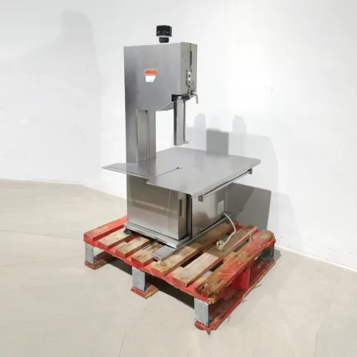 Sierra de cortar carne trifásica MAINCA BM-2000 de segunda mano en buen estado en venta en cabauoportunitats.com