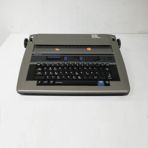 Màquina d'escriure OLIVETTI LETTERA 42 de segona mà en bon estat en venda a cabauoportunitats.com Balaguer - Lleida - Catalunya