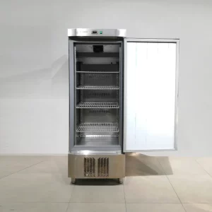 Nevera INFRICO d’ocasió de 330 litres perfecta tant per a ús professional com domèstic