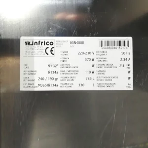 Nevera INFRICO d’ocasió de 330 litres perfecta tant per a ús professional com domèstic