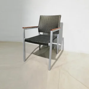 Silla para terraza 54x44x86 cm de ocasión procedente de una empresa en cierre de segunda mano en venta en cabauoportunitats.com