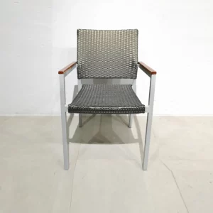 Silla para terraza 54x44x86 cm de ocasión procedente de una empresa en cierre de segunda mano en venta en cabauoportunitats.com