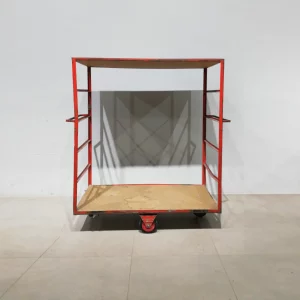 Carro per a magatzem de segoan mà (117x64x138 cm) procedent d'una empresa en tancament