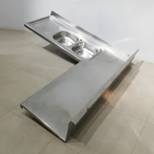 Pica d'acer inoxidable de 167cm de segona mà amb escorredora en bon estat en venda a cabauoportunitats.com