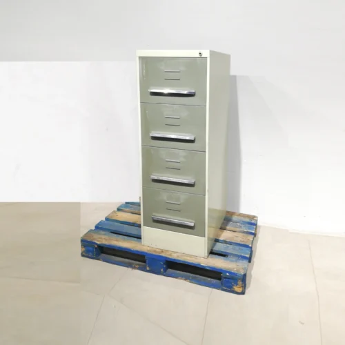 Arxivador (47x65x134cm) de 4 calaixos fet de xapa d'acer de gran qualitat i resistència