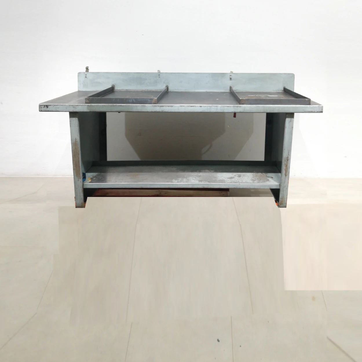 Banco de trabajo de 201x76x102 cm de ocasiรณn en muy buen estado en venta en cabauoportunitats.com