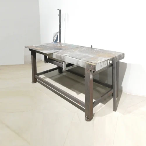 Banco de trabajo de ocasión de gran calidad y resistencia, en venta en cabauoportunitats.com
