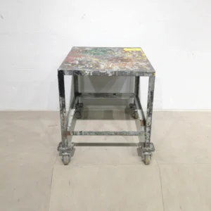 Banco de trabajo de ocasión de gran calidad y resistencia con ruedas, en venta en cabauoportunitats.com