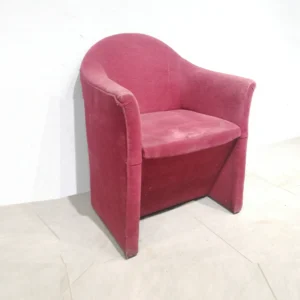 Butaca vintage 70x67x85cm color vermell, perfecta per a ús domèstic com professional