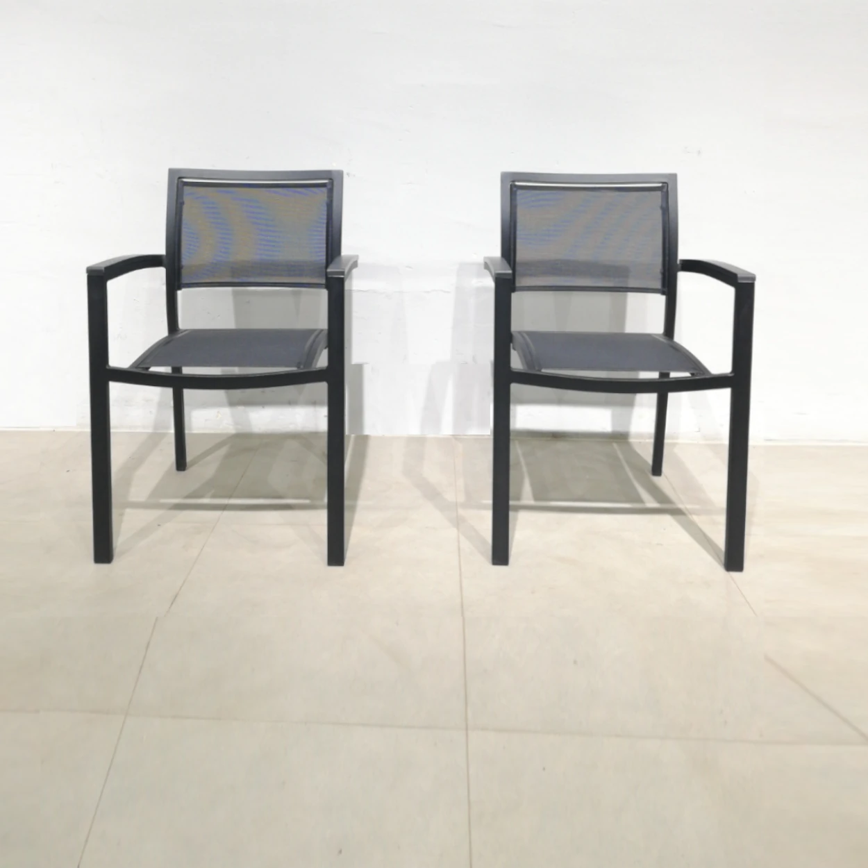 Sillas de jardín y terraza de gran elegancia y comodidad LYRA (57x47x86 cm) nuevas en venta en cabauoportunitats.com