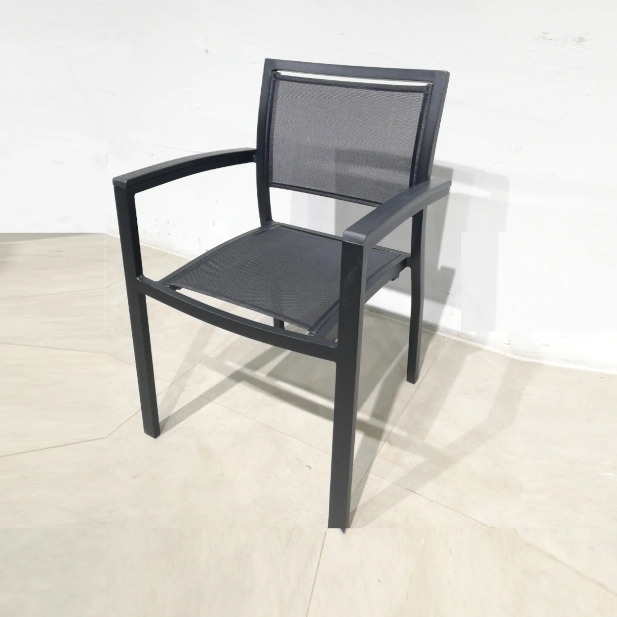 Sillas de jardín y terraza de gran elegancia y comodidad LYRA (57x47x86 cm) nuevas en venta en cabauoportunitats.com