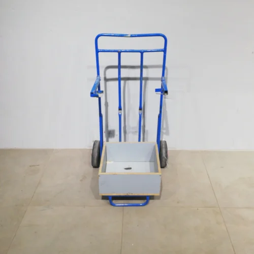 Carro amb plataforma perfecte tant per a ús domèstic com professional en venda a cabauoportunitats.com