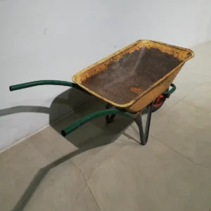 Carretilla de obra 55x136x65 cm de segunda mano de gran resistencia