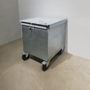 Carro contenidor de 75x95x100cm fet de xapa d'acer de segona mà en bon estat