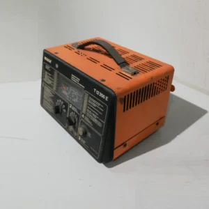Comprovador de bateries BOSCH T12 200E de segona mà en bon estat