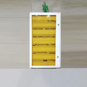 Quadre elèctric XBOARD d'ocasió procedent d'una empresa en tancament