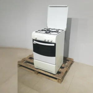 Cocina CORBERO 5030HGB7 formada por 3 fogones y 1 horno de ocasiรณn en venta por desuso