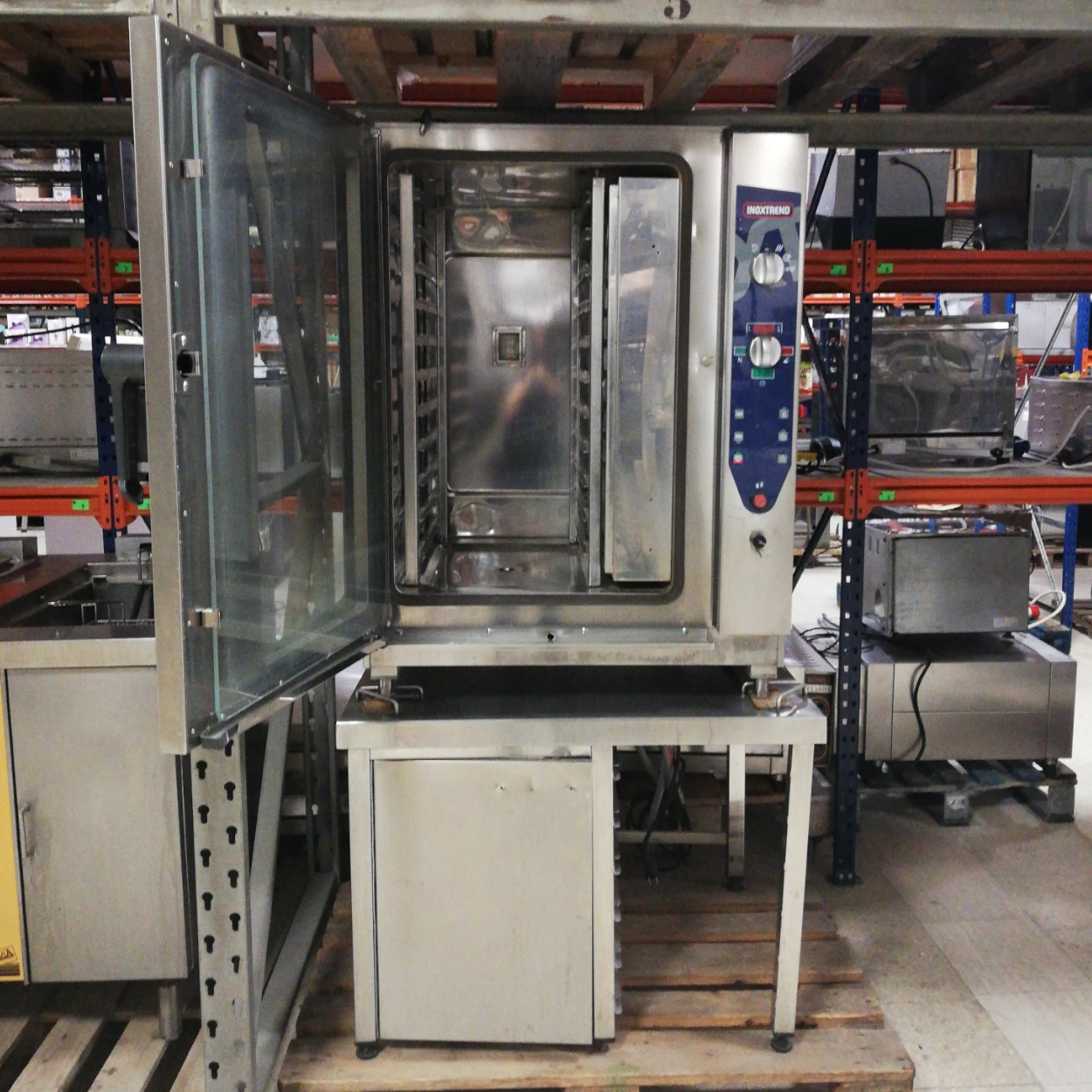 Forn de convecció a gas INOXTREMD P13 CDF111G CB 08 per a 11 safates