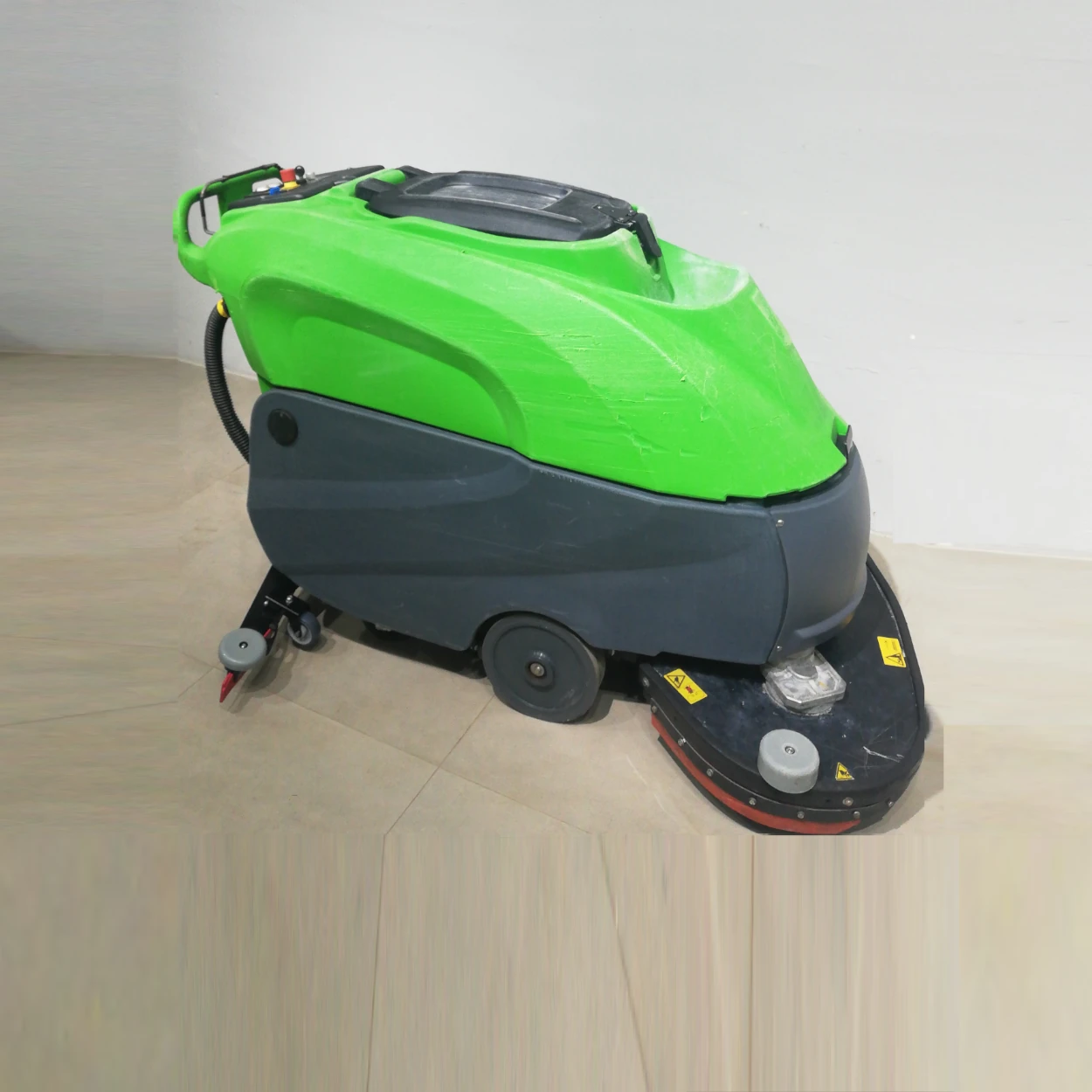 Fregadora industrial IPC EAGLE CT105 BT85 amb capacitat m2/h: 3240 de segona mà