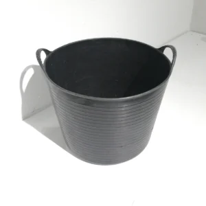 Cubo de obra de segunda mano en buen estado perfecto para uso doméstico en venta cabauoportunitats.com