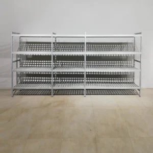Prestatgeria d'alumini i posts de plàstic per a cambra frigorífica de 342cm en venda a cabauoportunitats.com