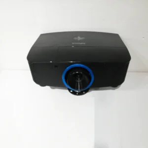 Projector INFOCUS SP8604 amb suport perfecte tant per a ús domèstic com professional