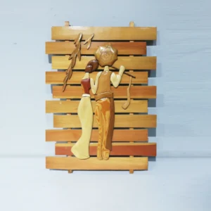 Quadres de fusta de 43x58 cm d'ocasió tallada per a decoració en molt bon estat