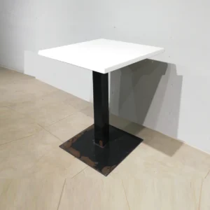 Taula amb pota central de 61x61x73cm d'ocasió procedent d'una empresa en tancament