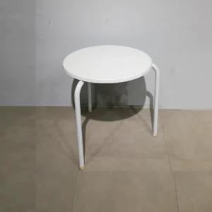 Taula per a bar rodona de ø60x66cm procedent d'una empresa en tancament