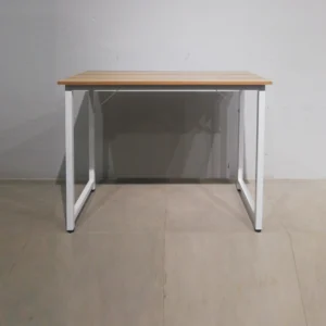 Escriptori 100x50x74cm perfecta per a despatx, oficina, casa de segona mà en venda a cabauoportunitats.com